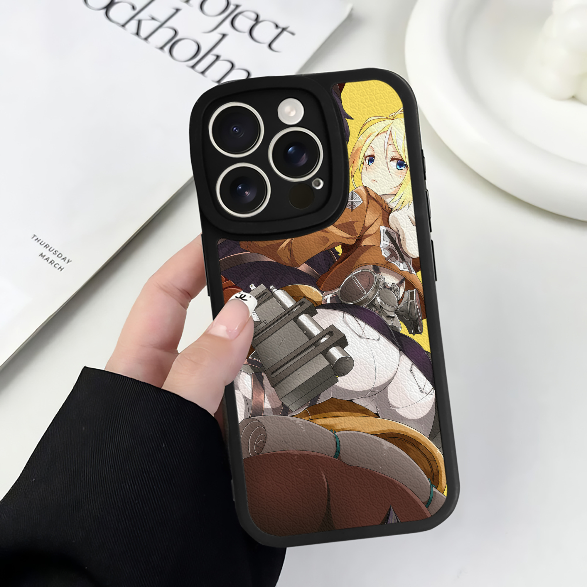 （画像用） 進撃の巨人 Attack on Titan 【iPhone 16シリーズ対応】シリコンスマホケース（レザー調） 材質：シリコン